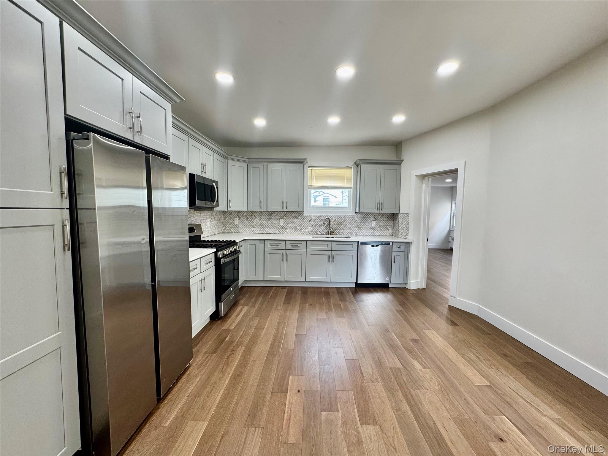 #6 photo, 121 W Chester Street, Long Beach , NY 11561