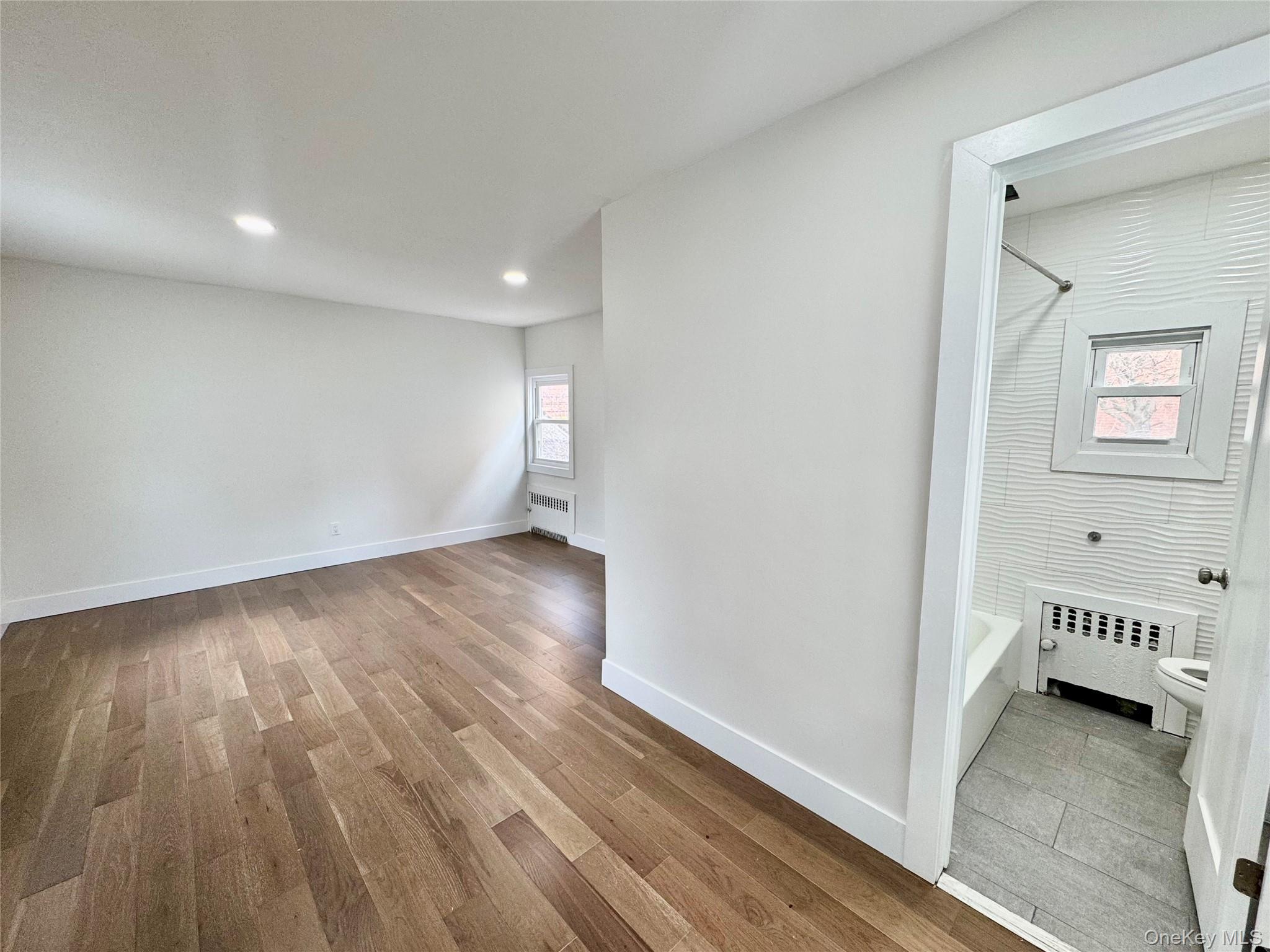 #8 photo, 121 W Chester Street, Long Beach , NY 11561