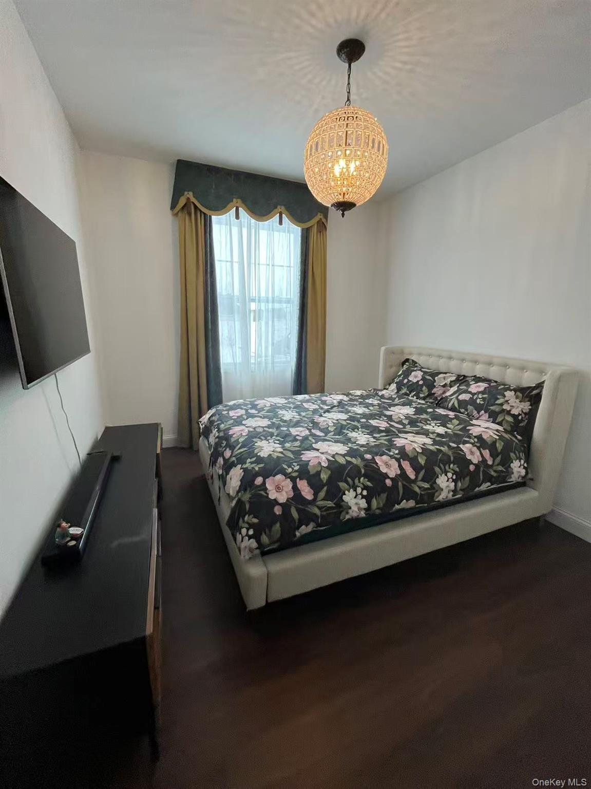 #9 photo, 42 Wildflower Drive, سوفولك Ridge , NY 11961