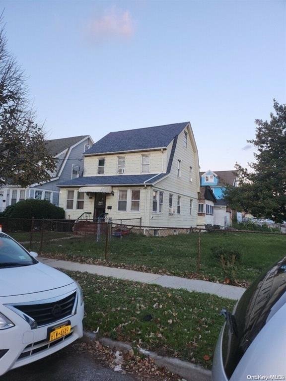 #1 photo, 105-41 189th Street, Saint Albans , NY 11412