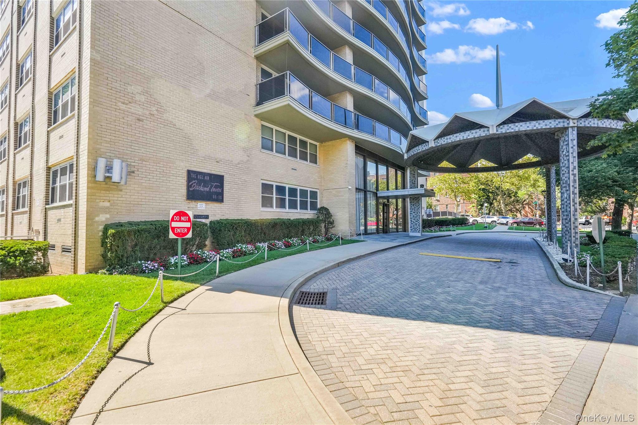 #15 photo, 66-36 Yellowstone Boulevard, Forest Hills , NY 11375