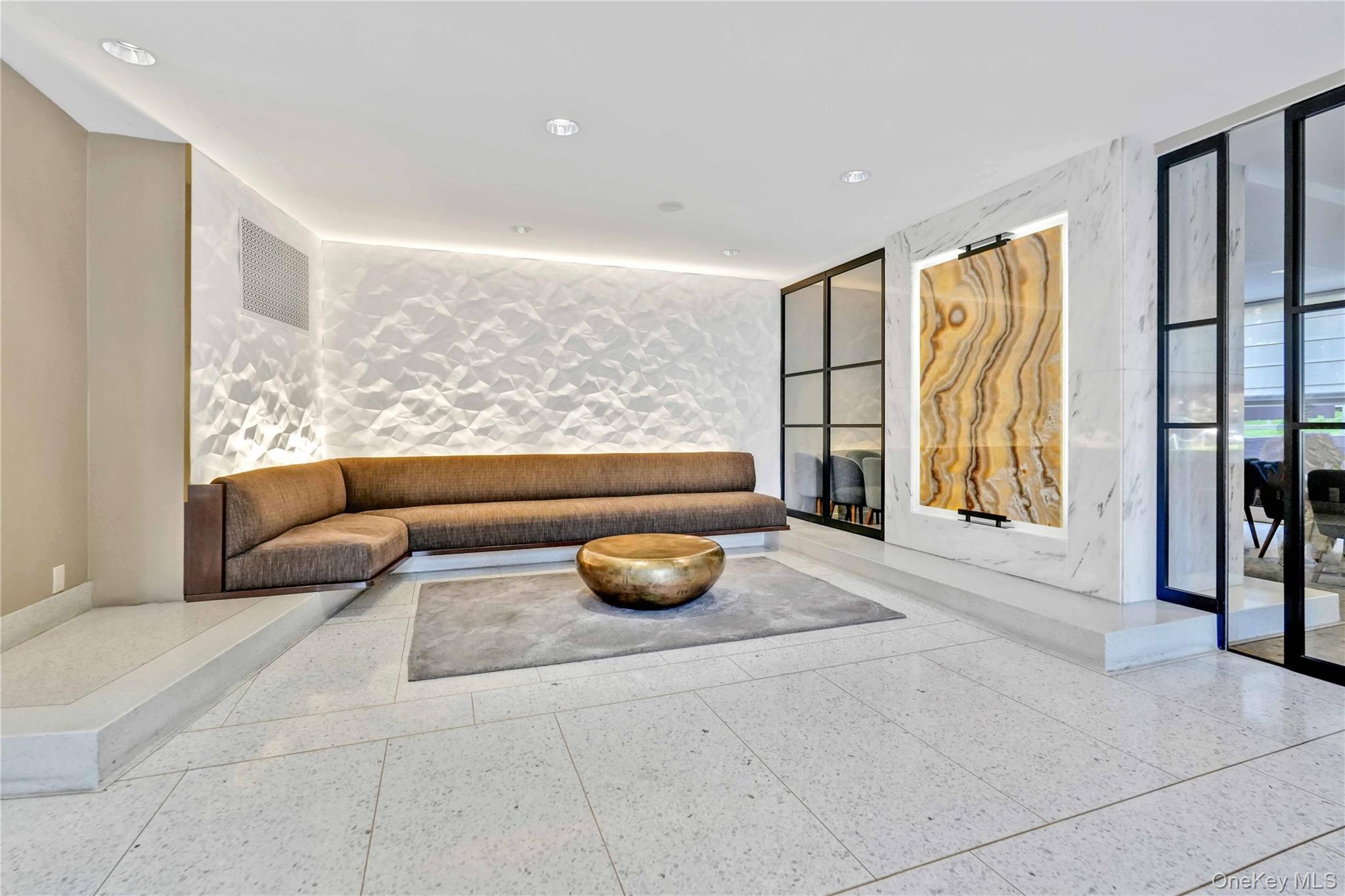 #16 photo, 66-36 Yellowstone Boulevard, Forest Hills , NY 11375