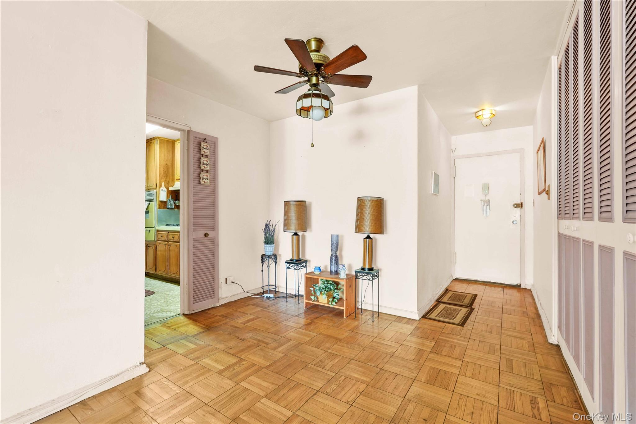 #5 photo, 66-36 Yellowstone Boulevard, Forest Hills , NY 11375