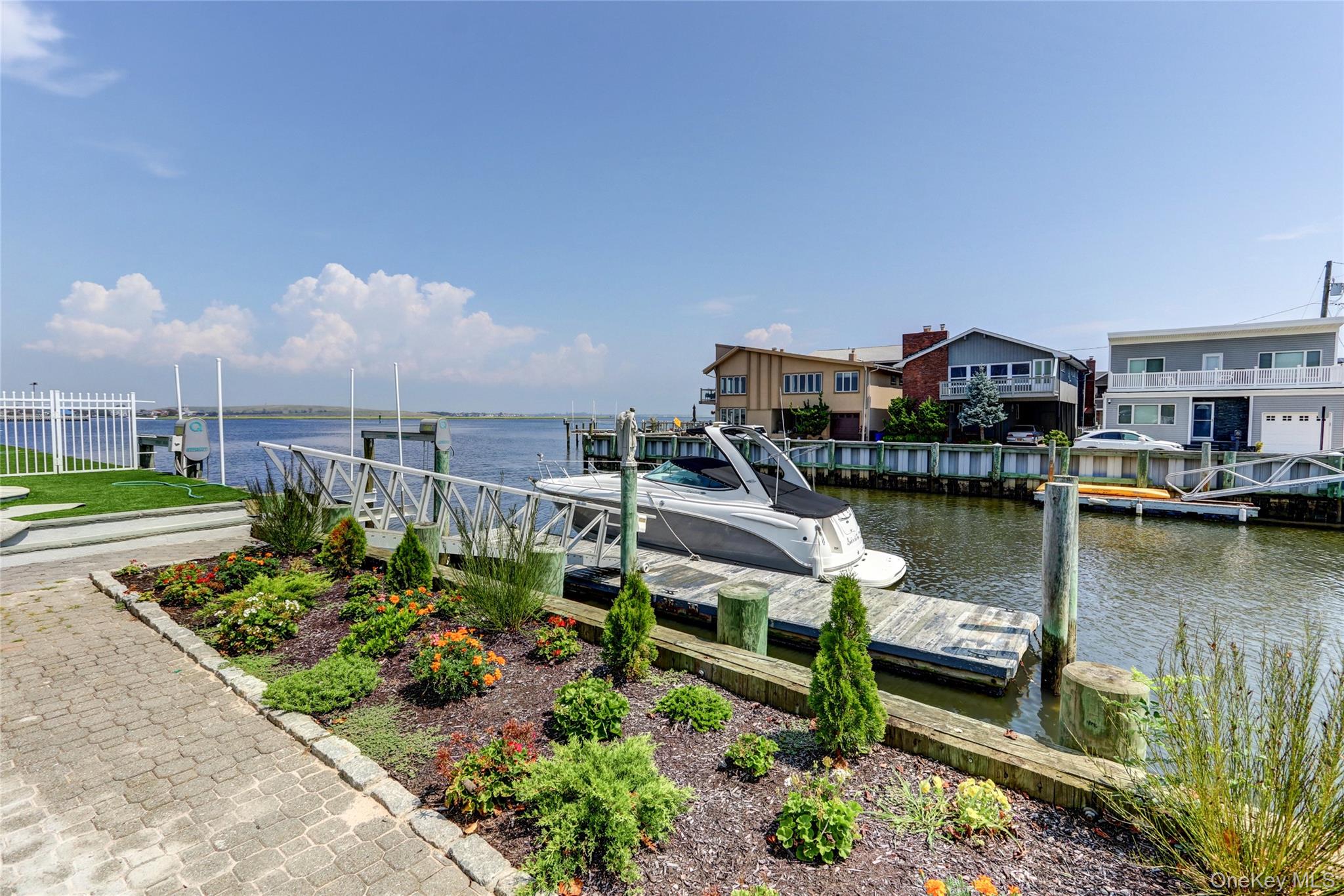 #3 photo, 609 E Bay Drive, নাসাউ কাউন্টি Long Beach , NY 11561