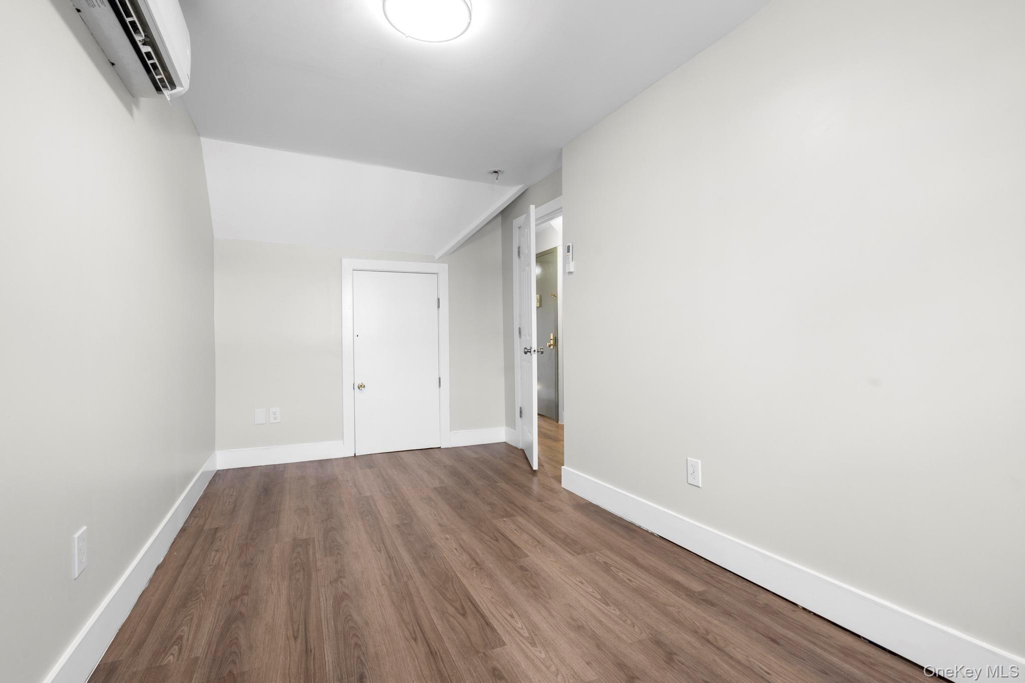 #10 photo, 134 Buena Vista Avenue, Yonkers , NY 10701