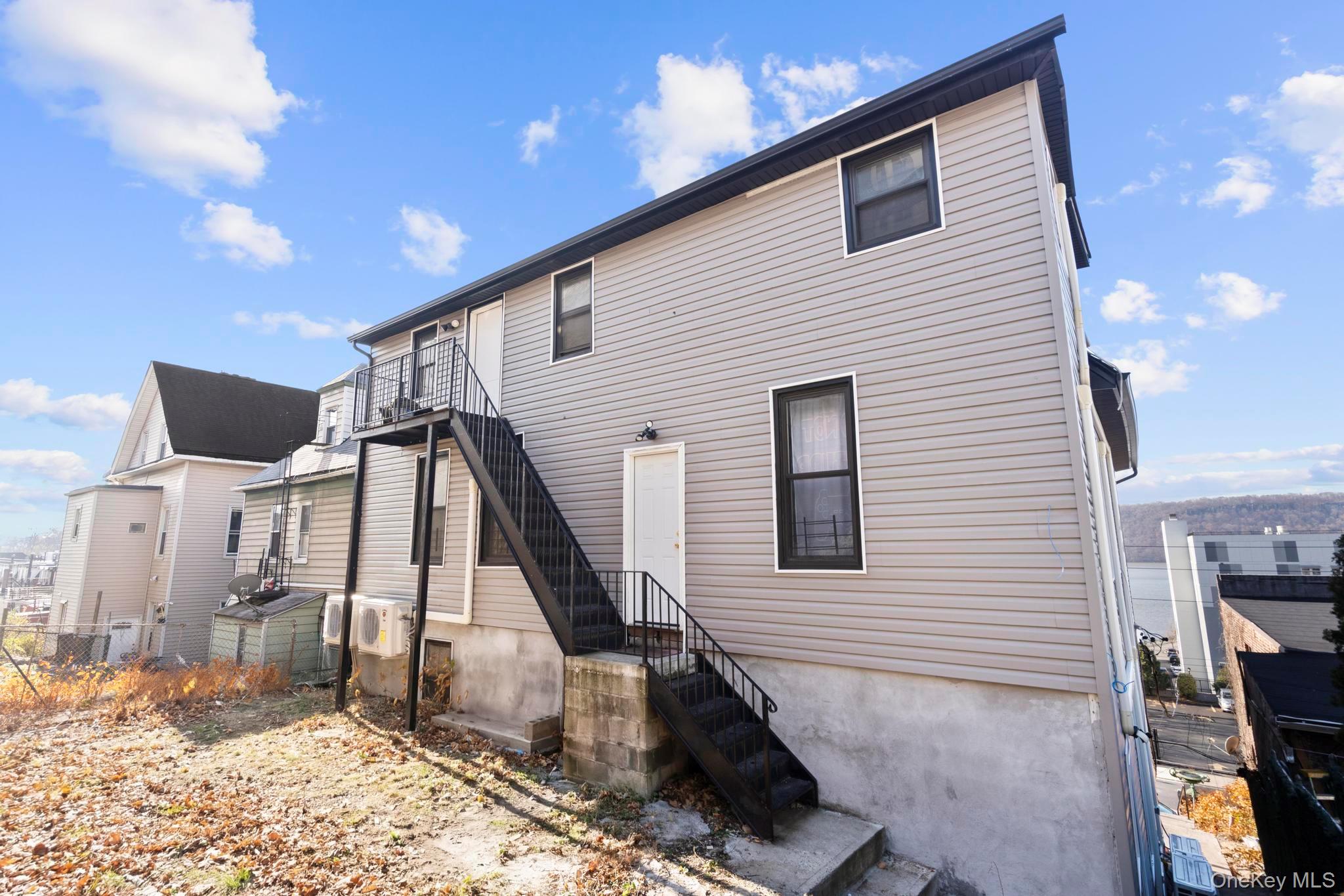 #3 photo, 134 Buena Vista Avenue, Yonkers , NY 10701