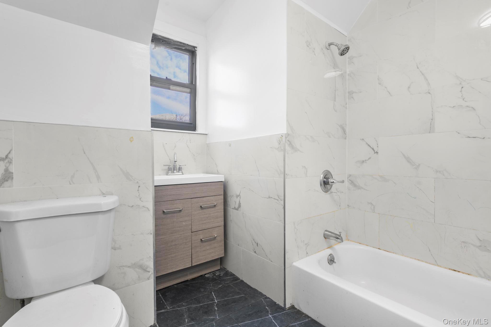 #4 photo, 134 Buena Vista Avenue, Yonkers , NY 10701