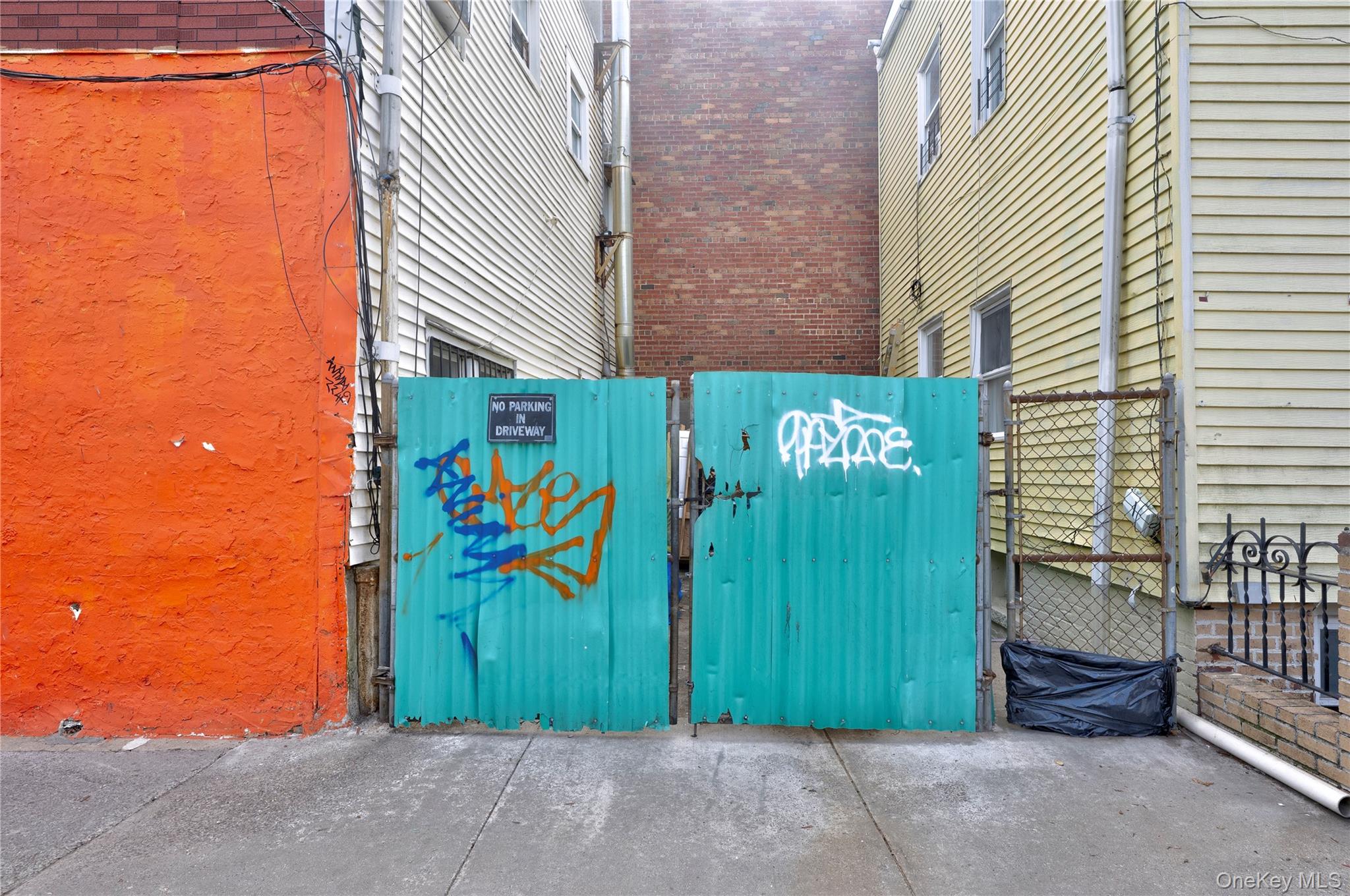 #12 photo, 30-74 14th Street, Astoria , NY 11102