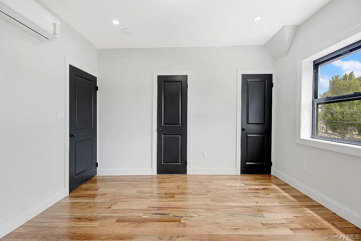 #2 photo, 442 E 43rd Street, Brooklyn , NY 11203