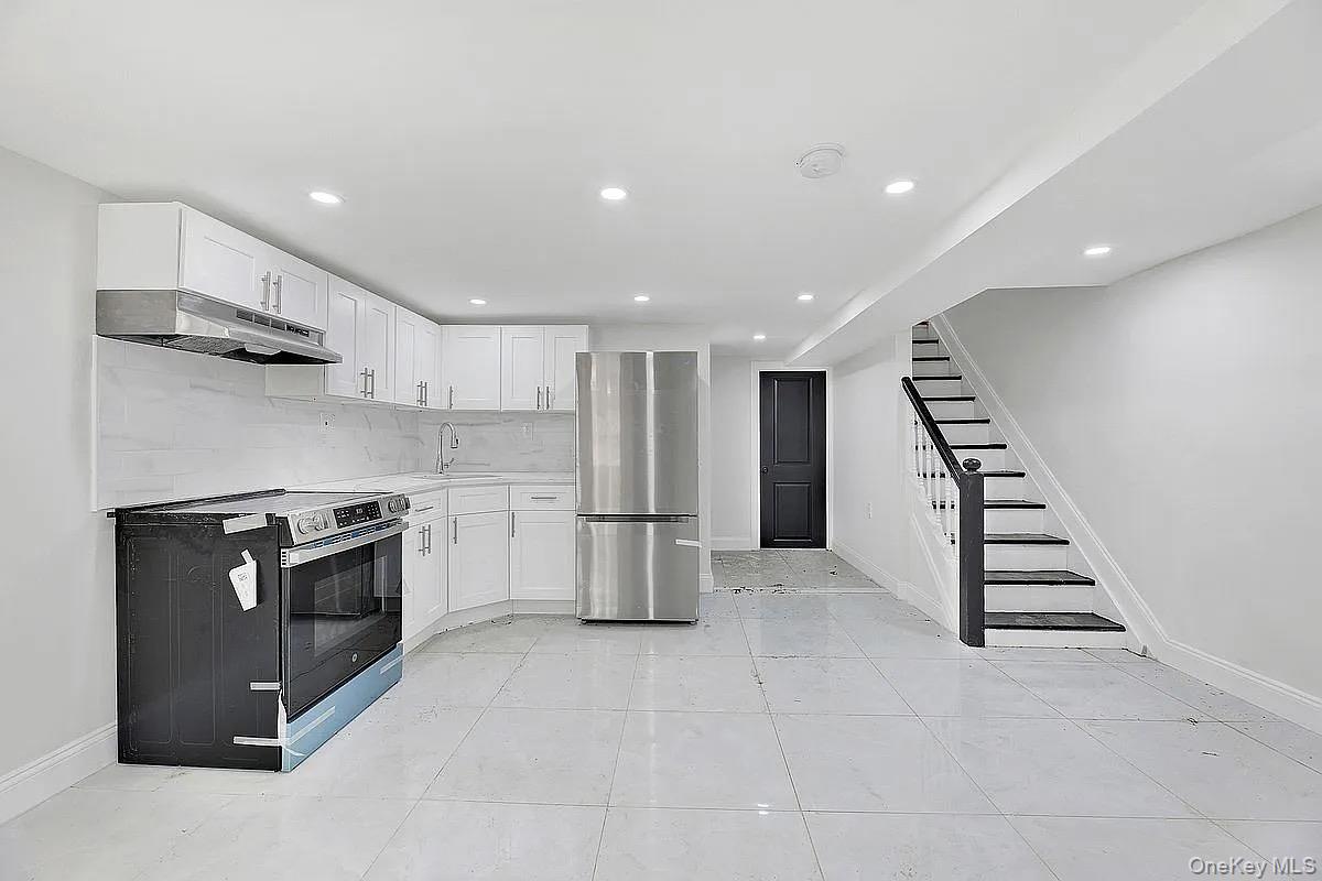 #8 photo, 442 E 43rd Street, Brooklyn , NY 11203