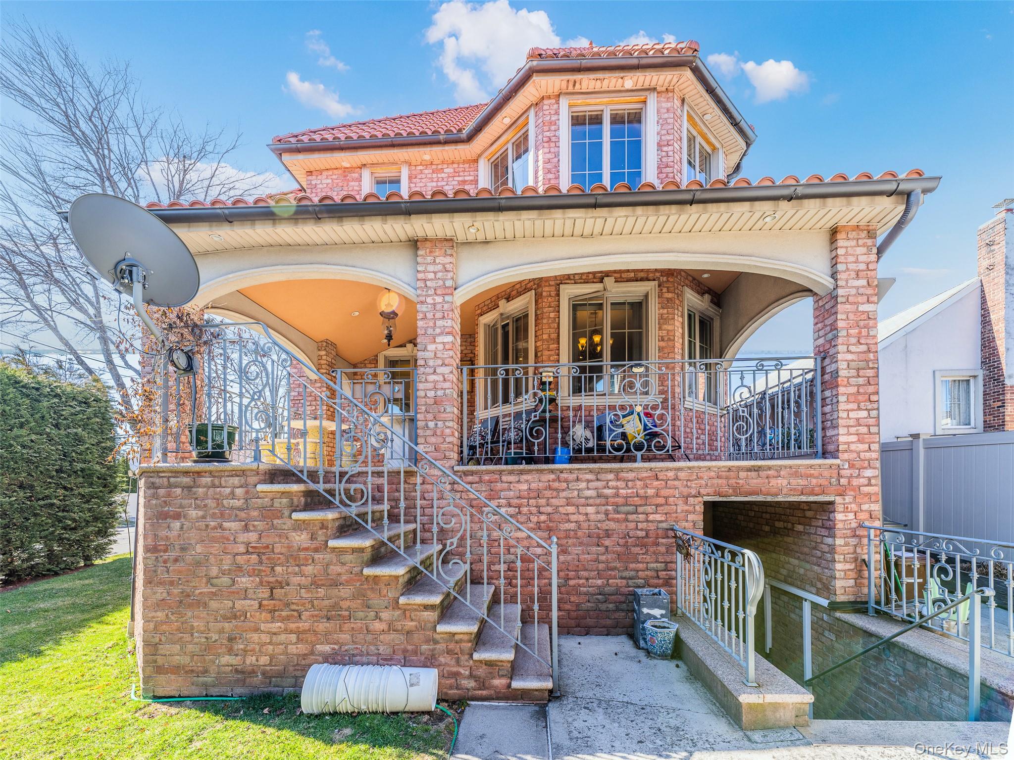 #6 photo, 16003 Cryders Lane, কুইন্‌স Whitestone , NY 11357