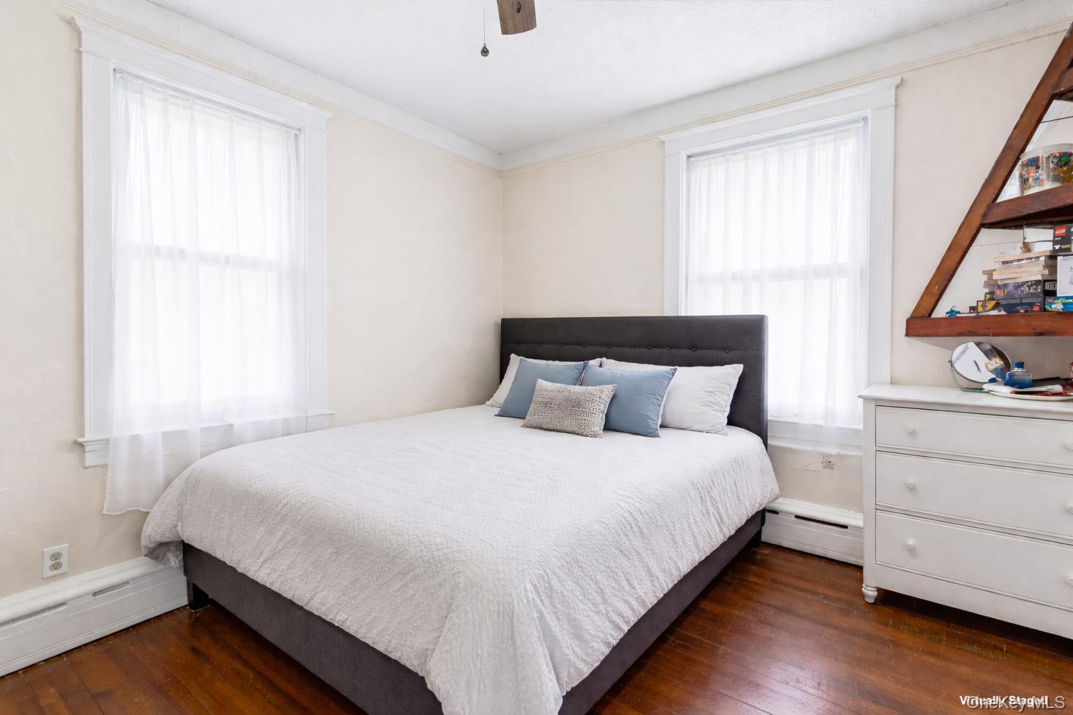 #3 photo, 37 Lake Avenue, সাফোক কাউন্টি Riverside , NY 11901