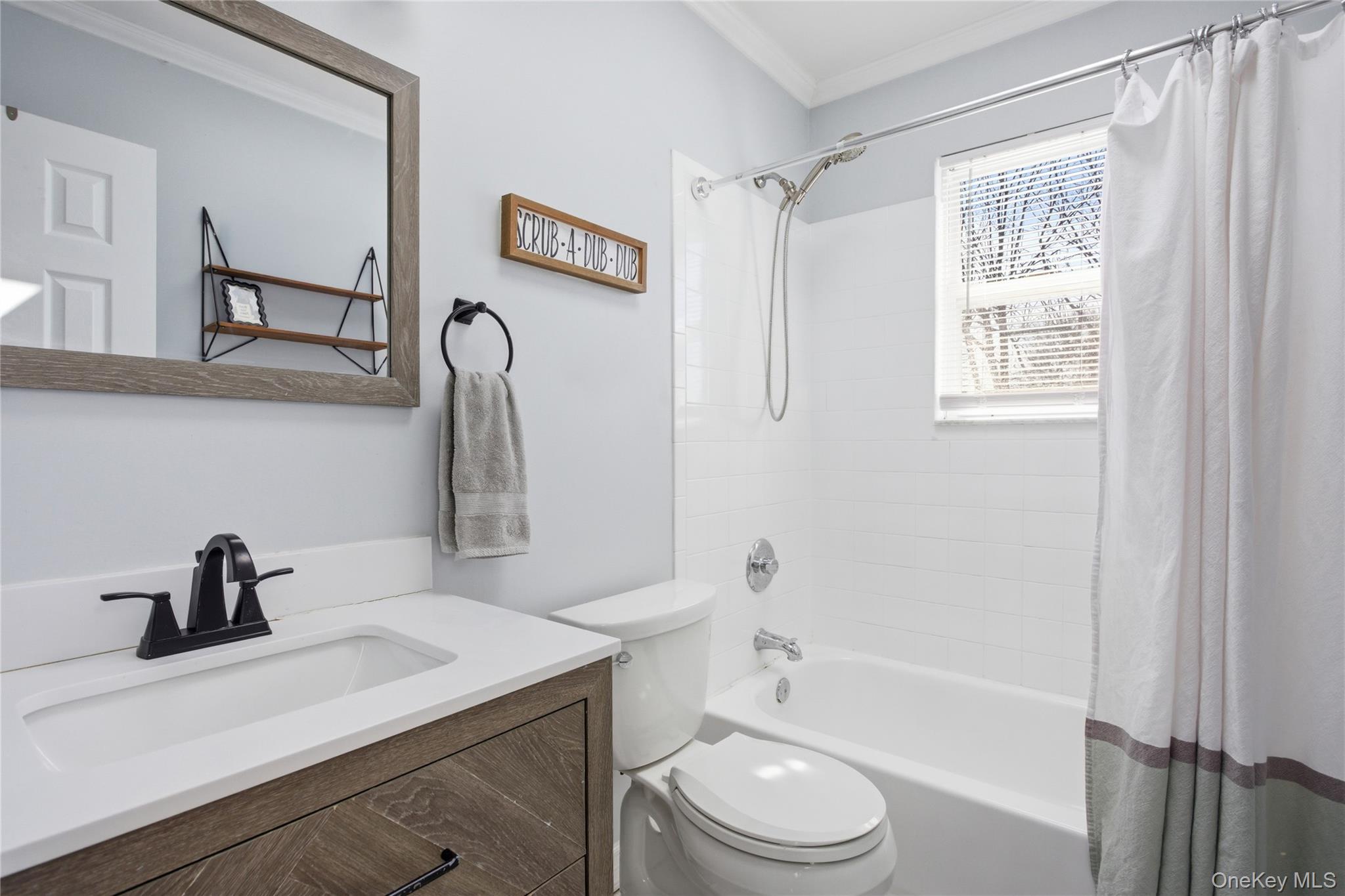 #15 photo, 254 40th Street, সাফোক কাউন্টি Copiague , NY 11726