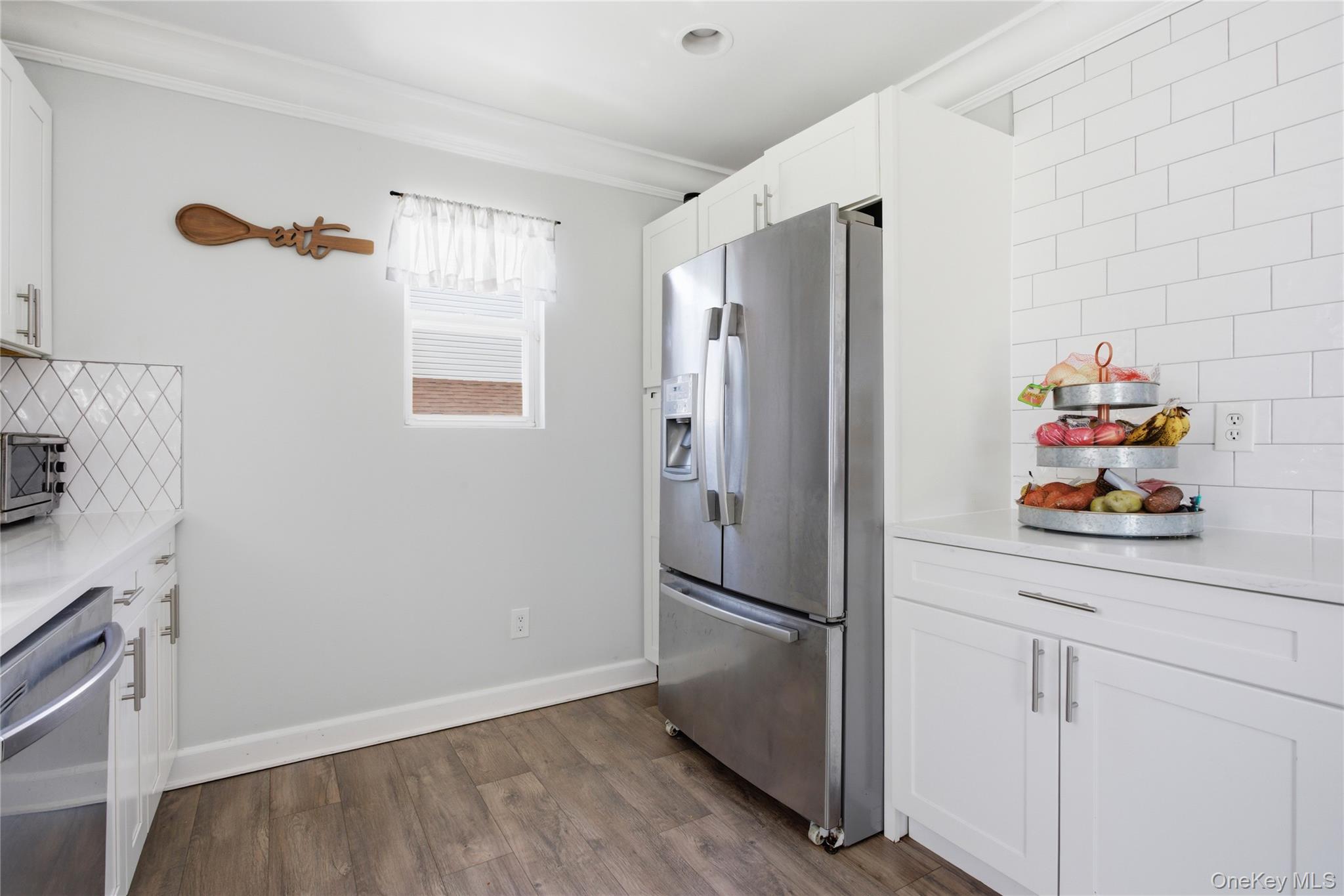 #9 photo, 254 40th Street, সাফোক কাউন্টি Copiague , NY 11726