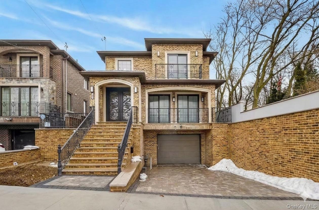 #1 photo, 14-09 133RD Place, কুইন্‌স College Point , NY 11356