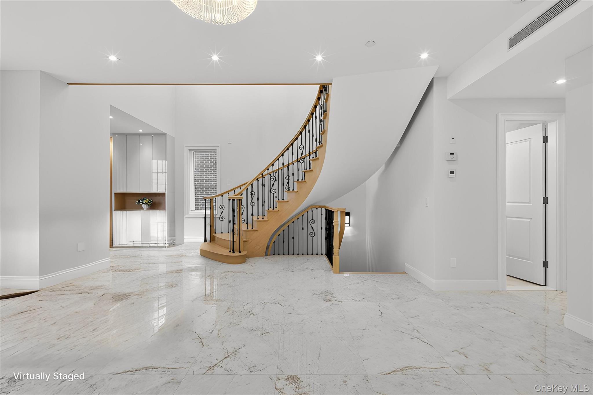 #4 photo, 14-09 133RD Place, কুইন্‌স College Point , NY 11356