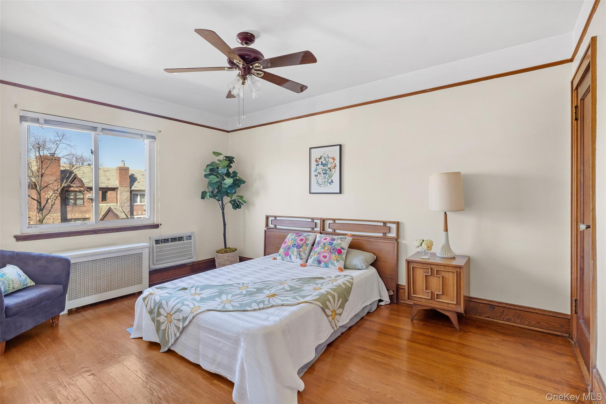 #12 photo, 7709 82nd Street, Glendale , NY 11385