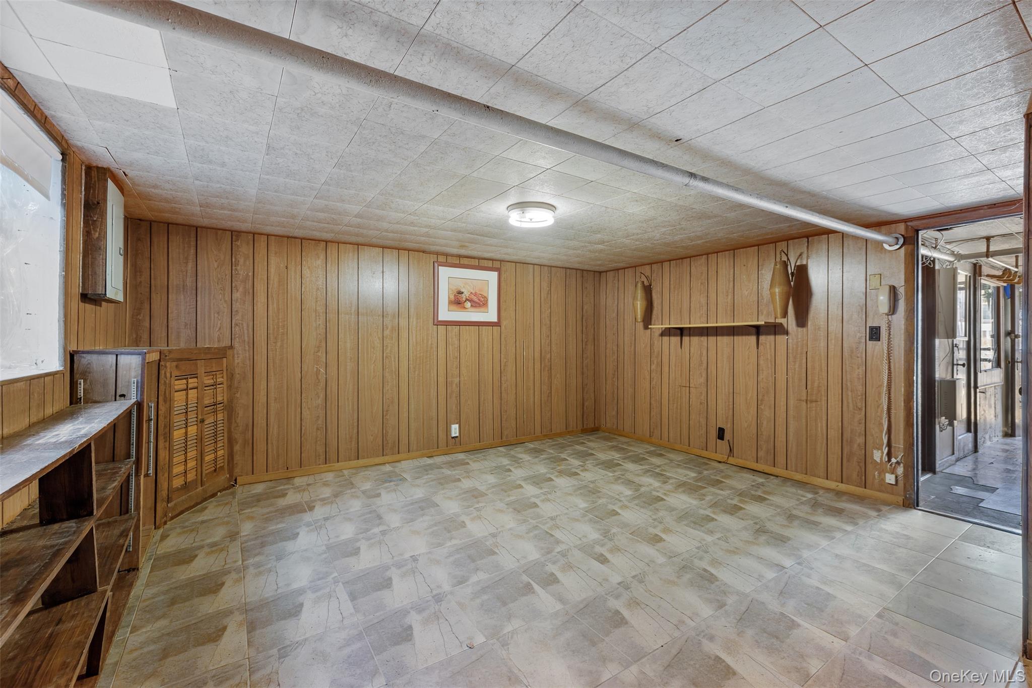 #16 photo, 7709 82nd Street, Glendale , NY 11385