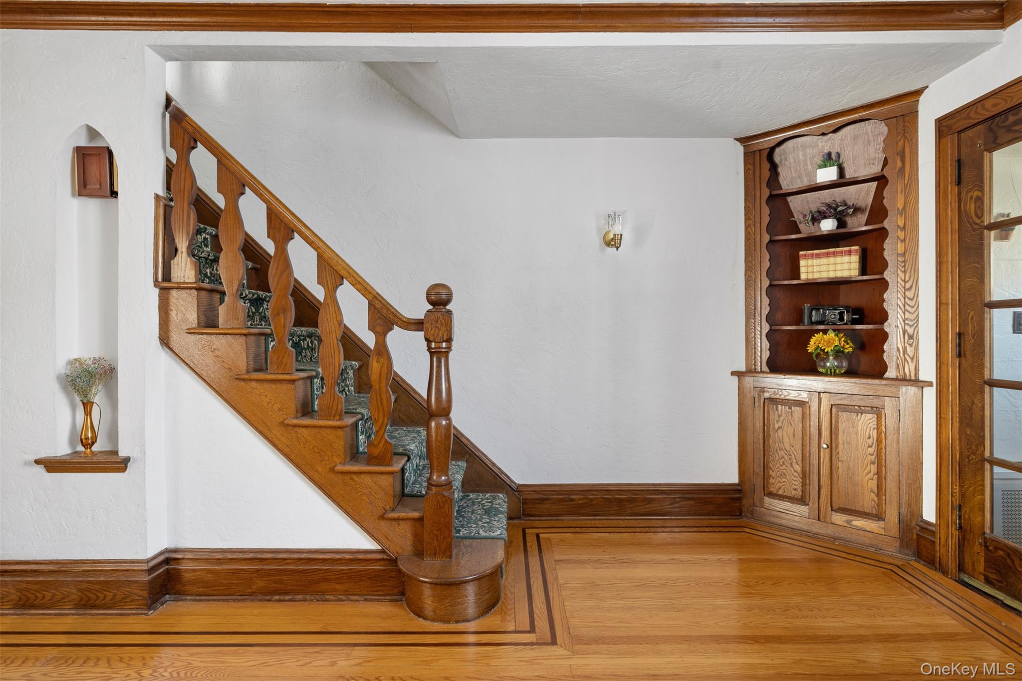 #4 photo, 7709 82nd Street, Glendale , NY 11385