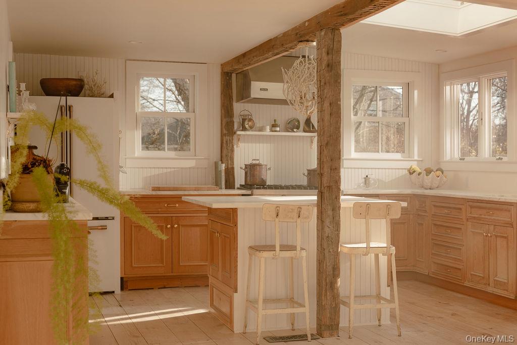 #8 photo, 7220 Main Road, East Marion , NY 11939