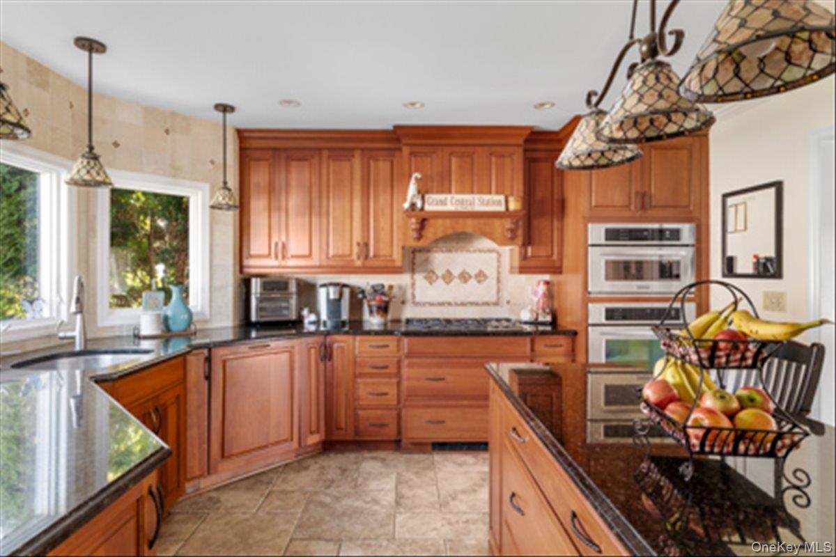 #10 photo, 129 Bishop Lane, Holbrook , NY 11741