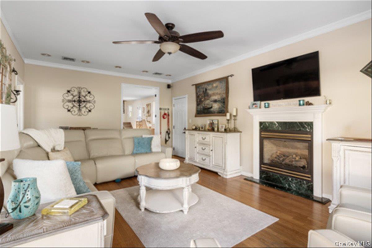 #14 photo, 129 Bishop Lane, Holbrook , NY 11741