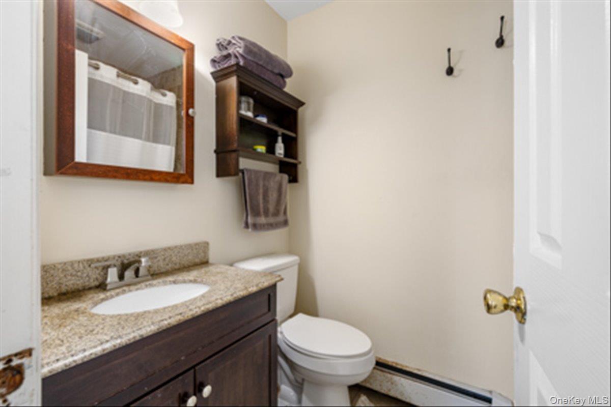 #20 photo, 129 Bishop Lane, Holbrook , NY 11741