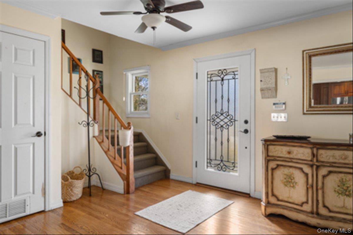 #4 photo, 129 Bishop Lane, Holbrook , NY 11741