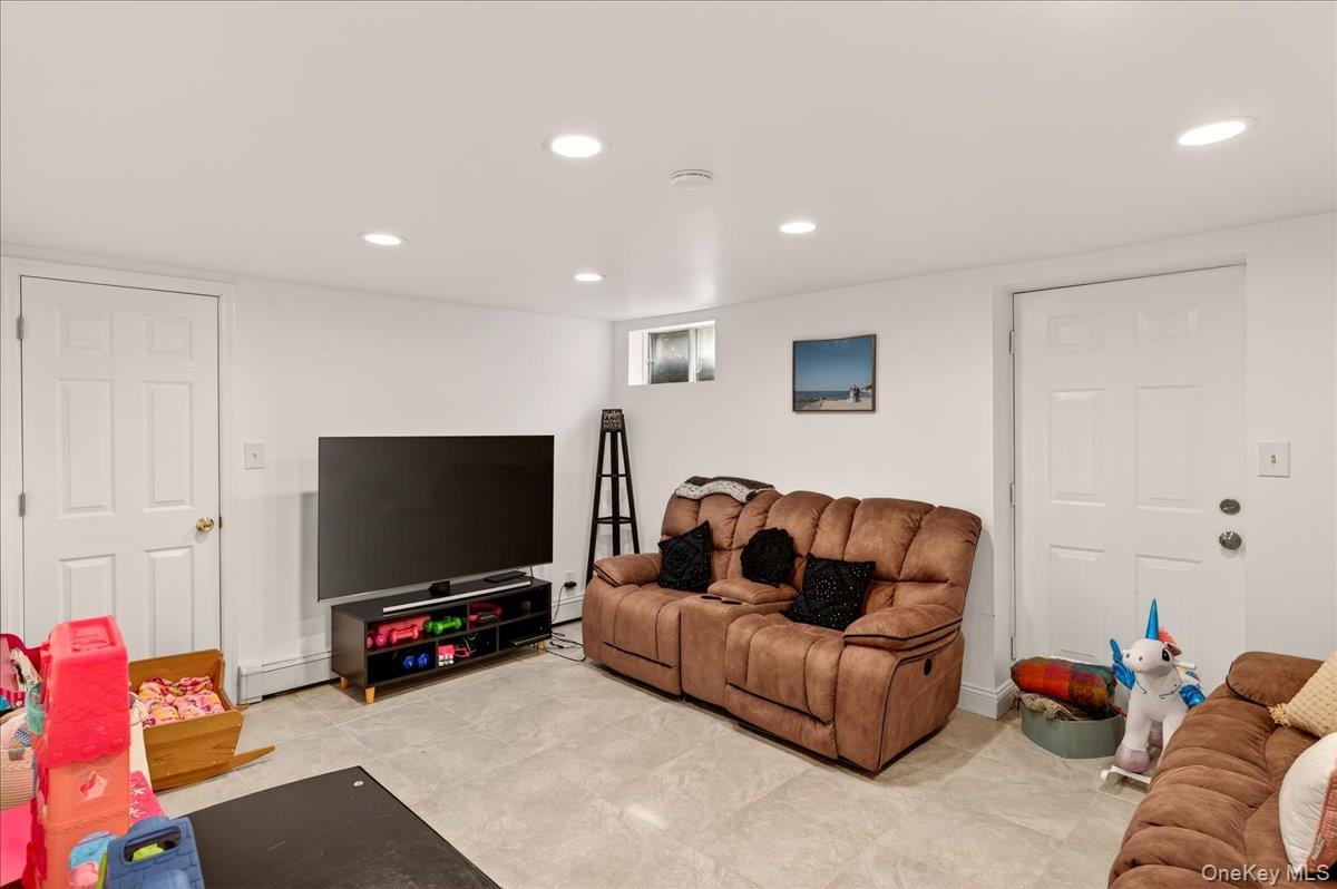 #15 photo, 111 Aspen Road, সাফোক কাউন্টি Kings Park , NY 11754