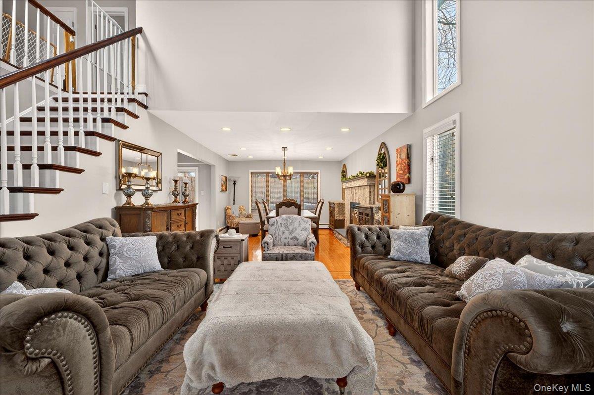 #3 photo, 111 Aspen Road, সাফোক কাউন্টি Kings Park , NY 11754