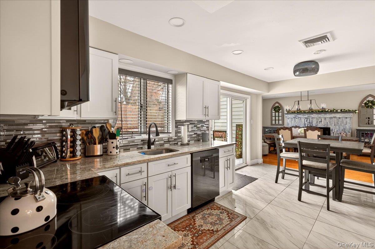 #7 photo, 111 Aspen Road, সাফোক কাউন্টি Kings Park , NY 11754