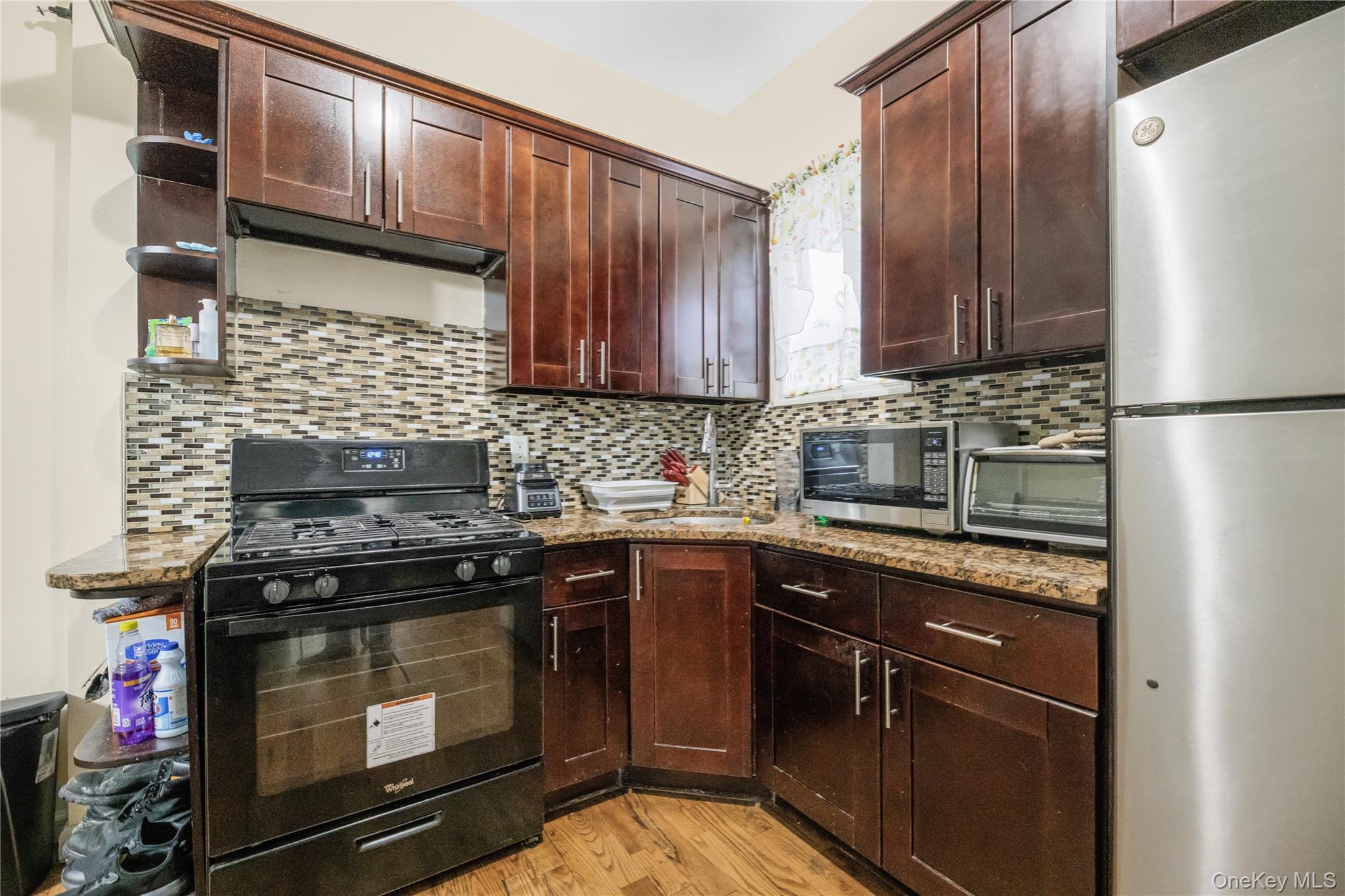 #11 photo, 621 Faile Street, Bronx , NY 10474