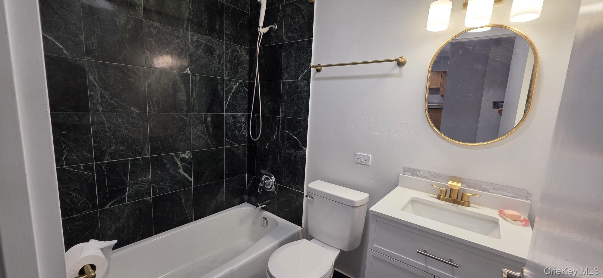 #10 photo, 3240 Netherland Avenue, 布朗士 Bronx , NY 10463