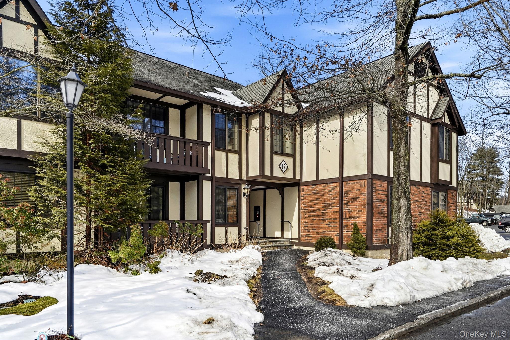 #2 photo, 17 Foxwood Drive, Pleasantville , NY 10570