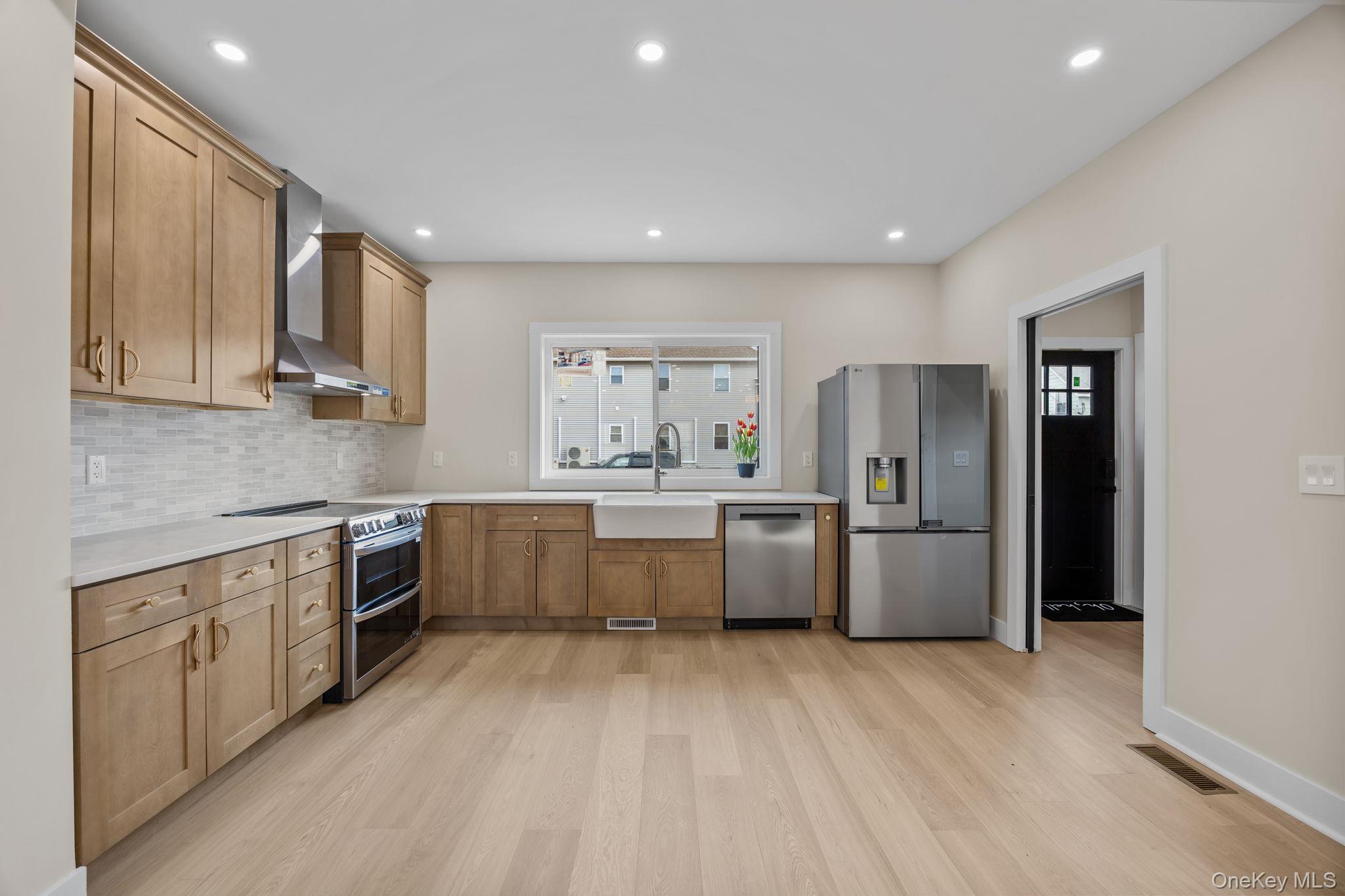 #2 photo, 50 Church Street, Beacon , NY 12508