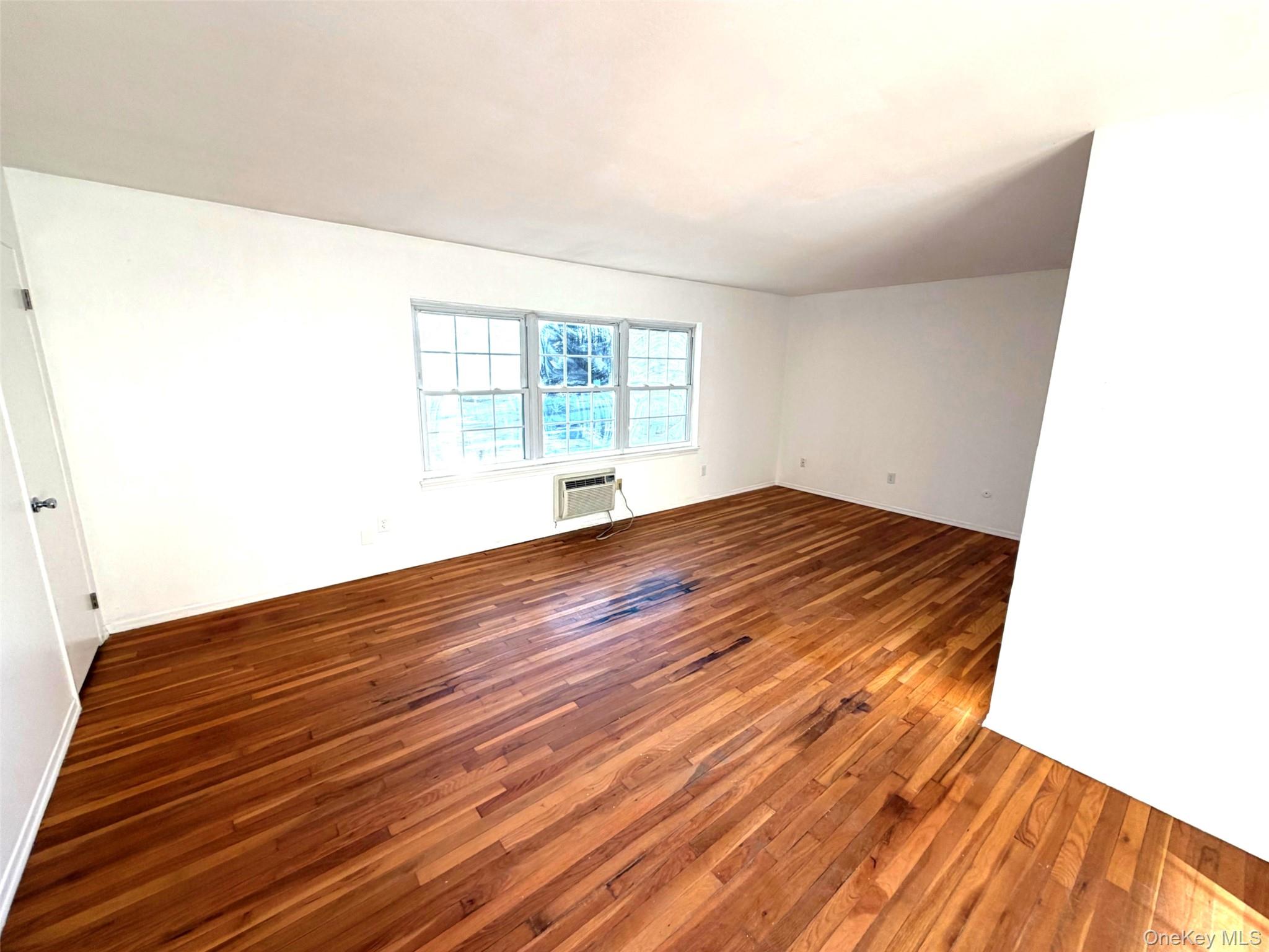 #2 photo, 5 Wildwood Drive, Wappingers Falls , NY 12590