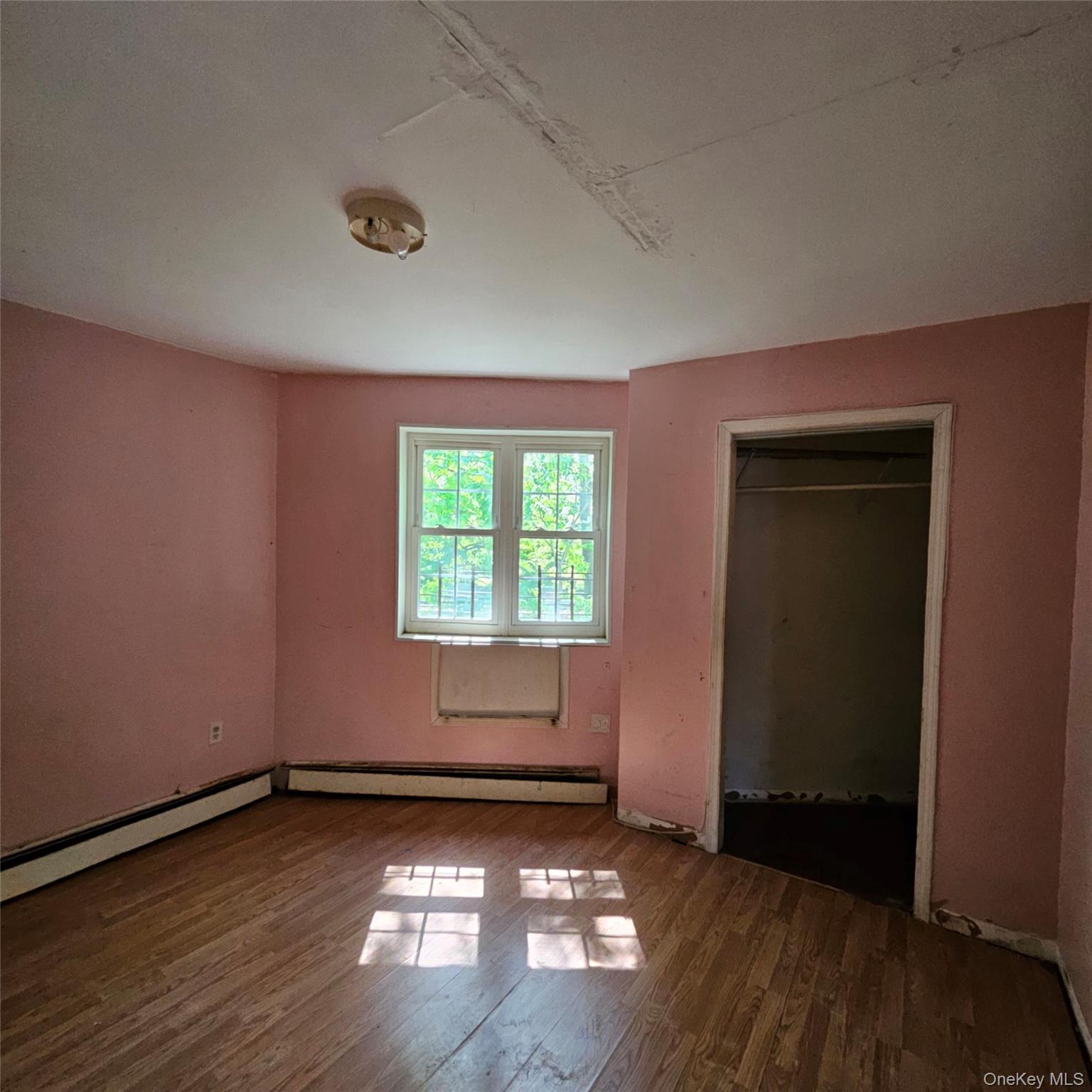 #9 photo, 1754 Givan Avenue, برونكس Bronx , NY 10469