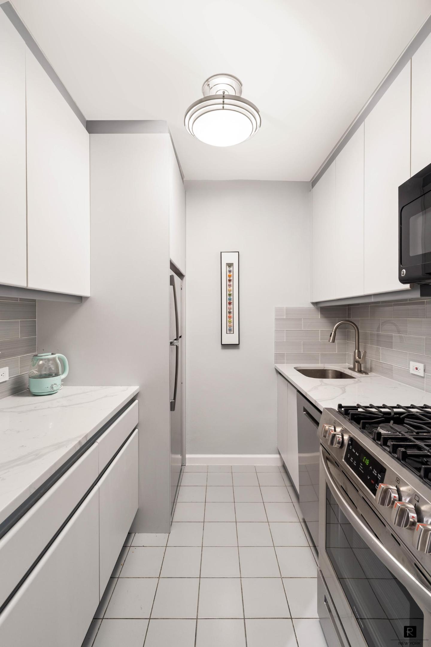 #5 photo, 400 E 56th Street, Sutton Place , NY 10022