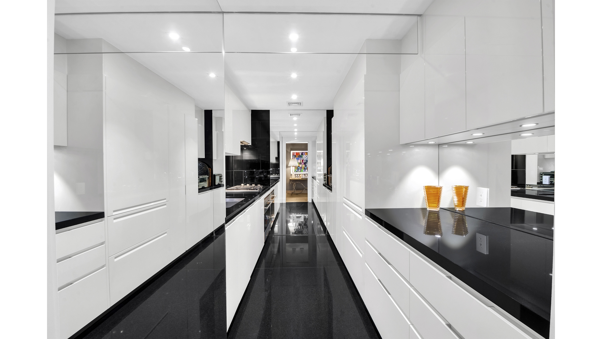 #5 photo, 45 E 80TH Street, Upper East Side , NY 10075