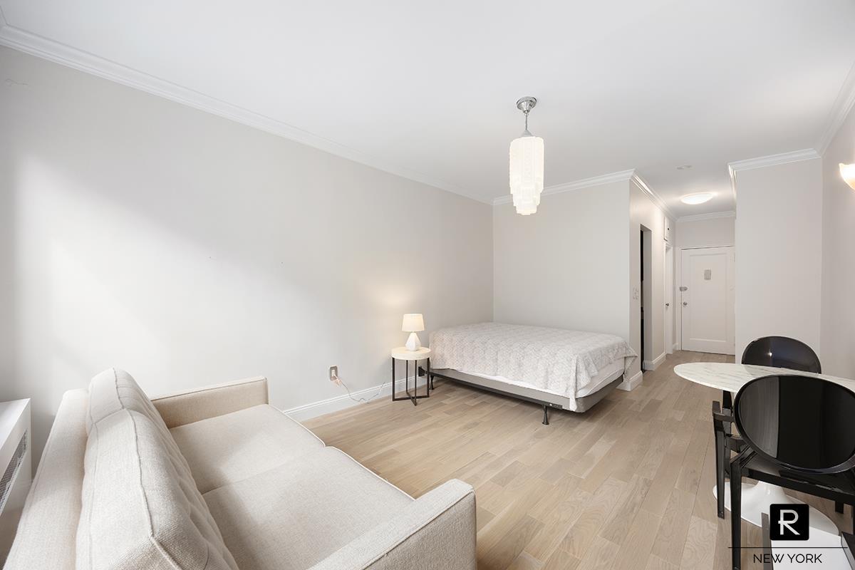 #4 photo, 330 E 83rd Street, Upper East Side , NY 10028