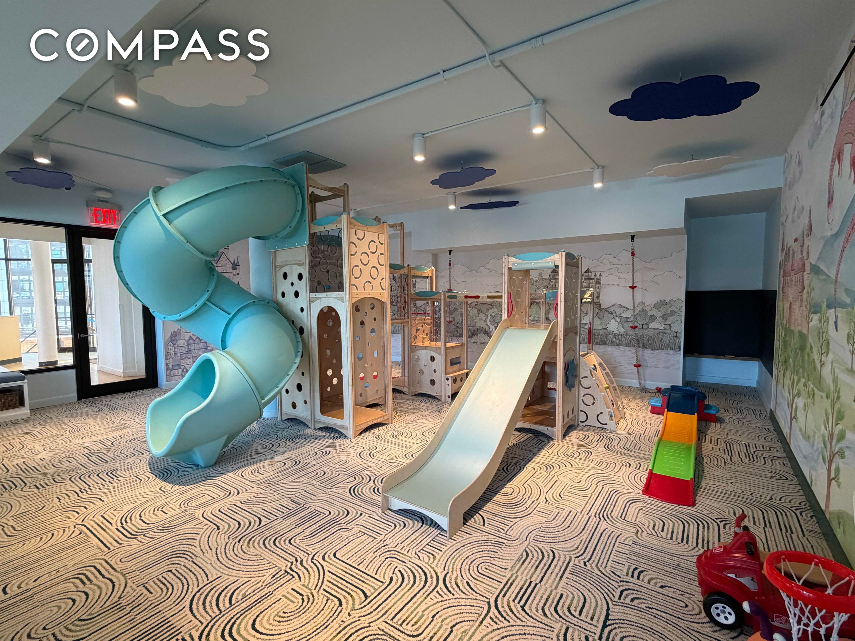 #14 photo, 275 W 96th Street, Upper West Side , NY 10025