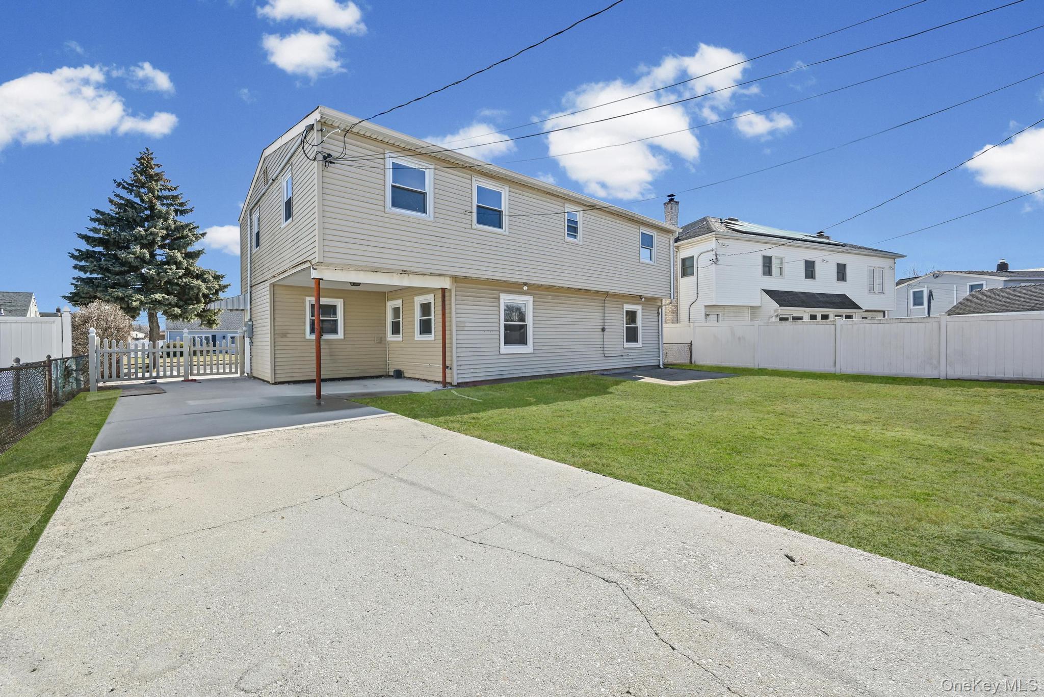 #15 photo, 28 Candle Lane, 長島 Levittown , NY 11756