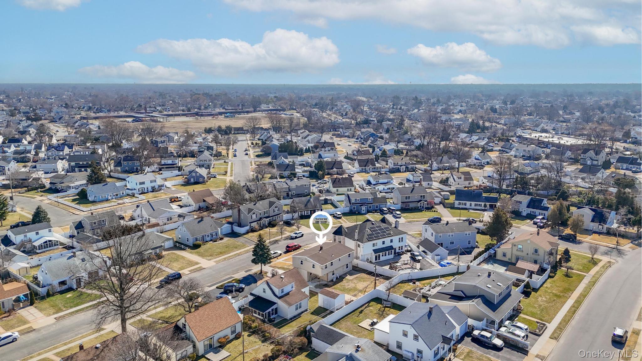 #17 photo, 28 Candle Lane, 長島 Levittown , NY 11756