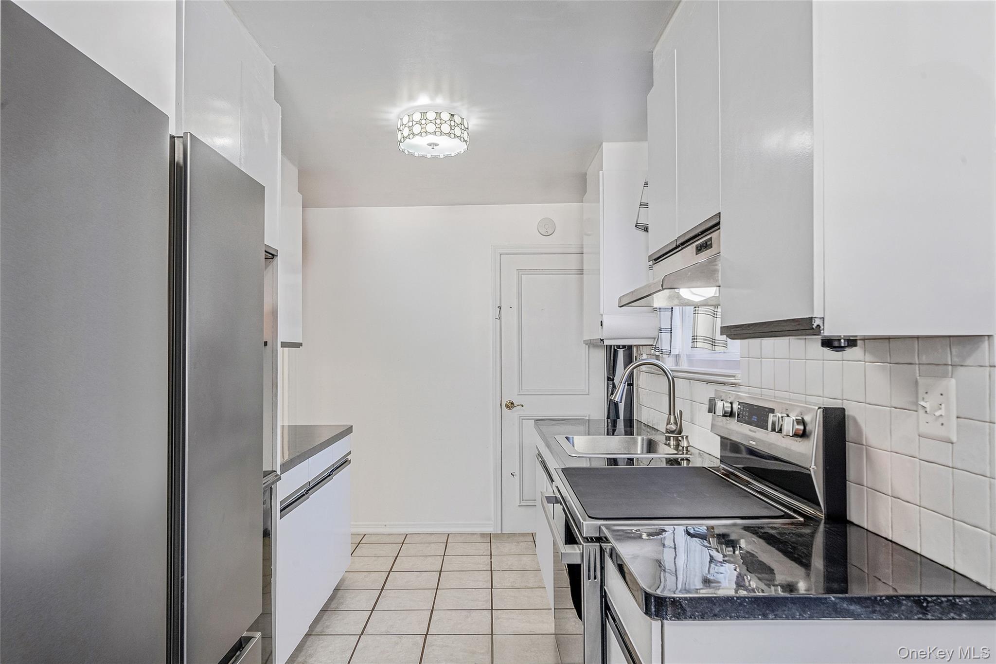 #19 photo, 267 Dogwood Road, Mastic Beach , NY 11951