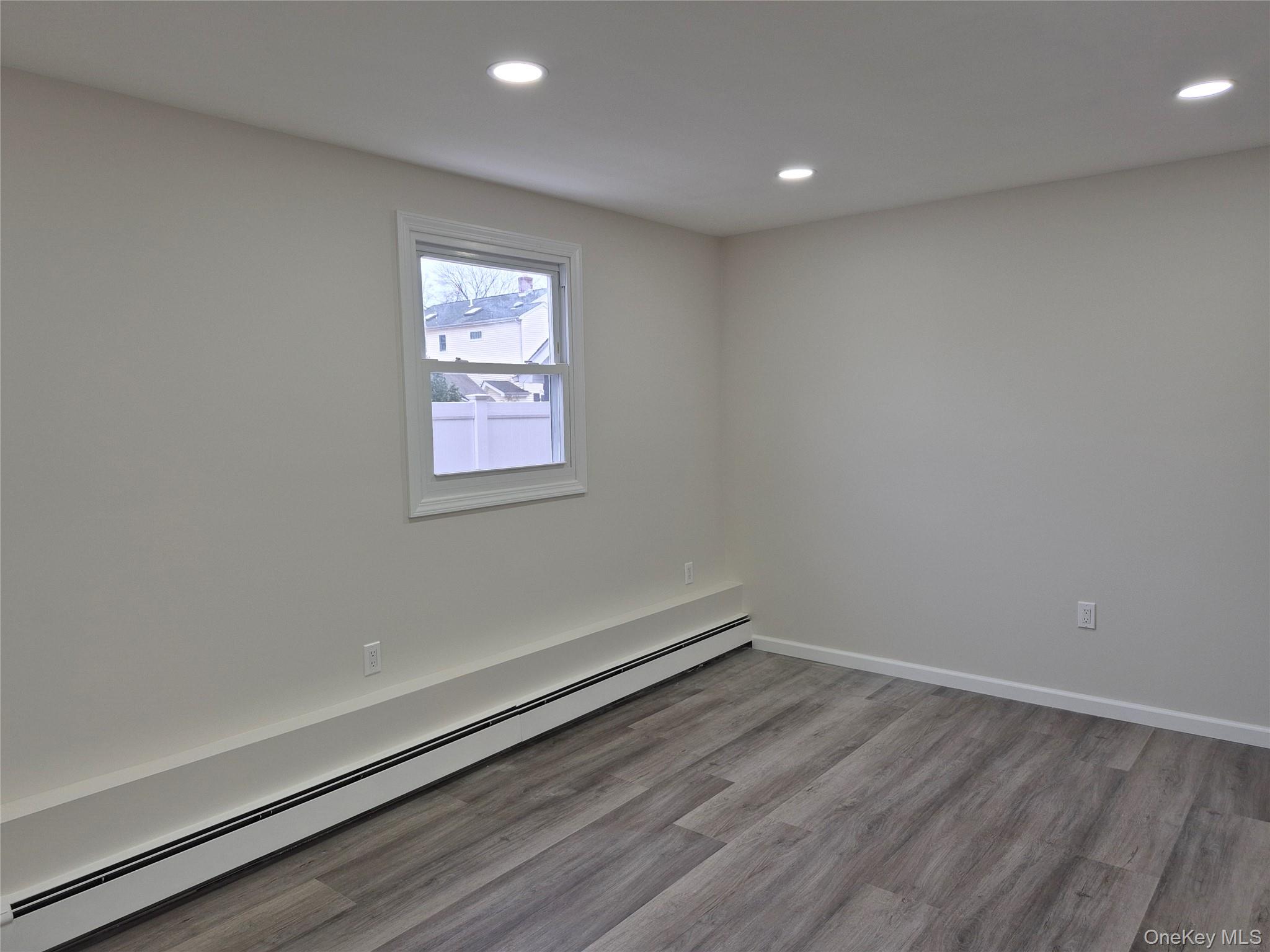 #16 photo, 2030 Washington Street, 長島 Merrick , NY 11566