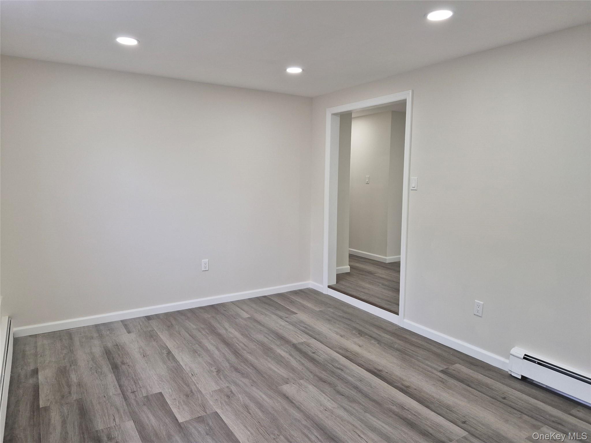 #17 photo, 2030 Washington Street, 長島 Merrick , NY 11566