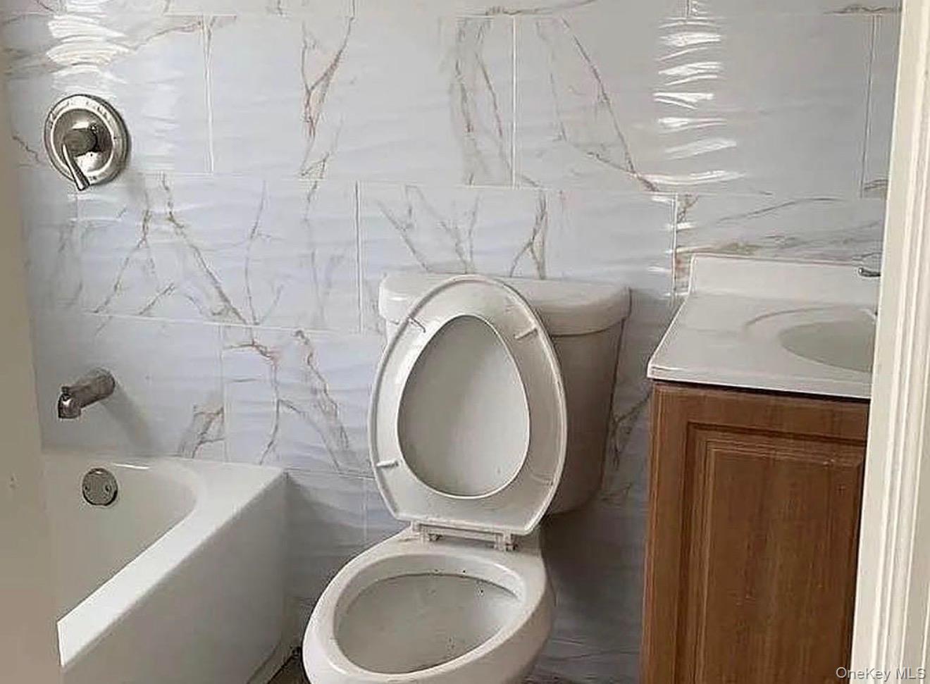 #10 photo, 23515 Bentley Road, Rosedale , NY 11422