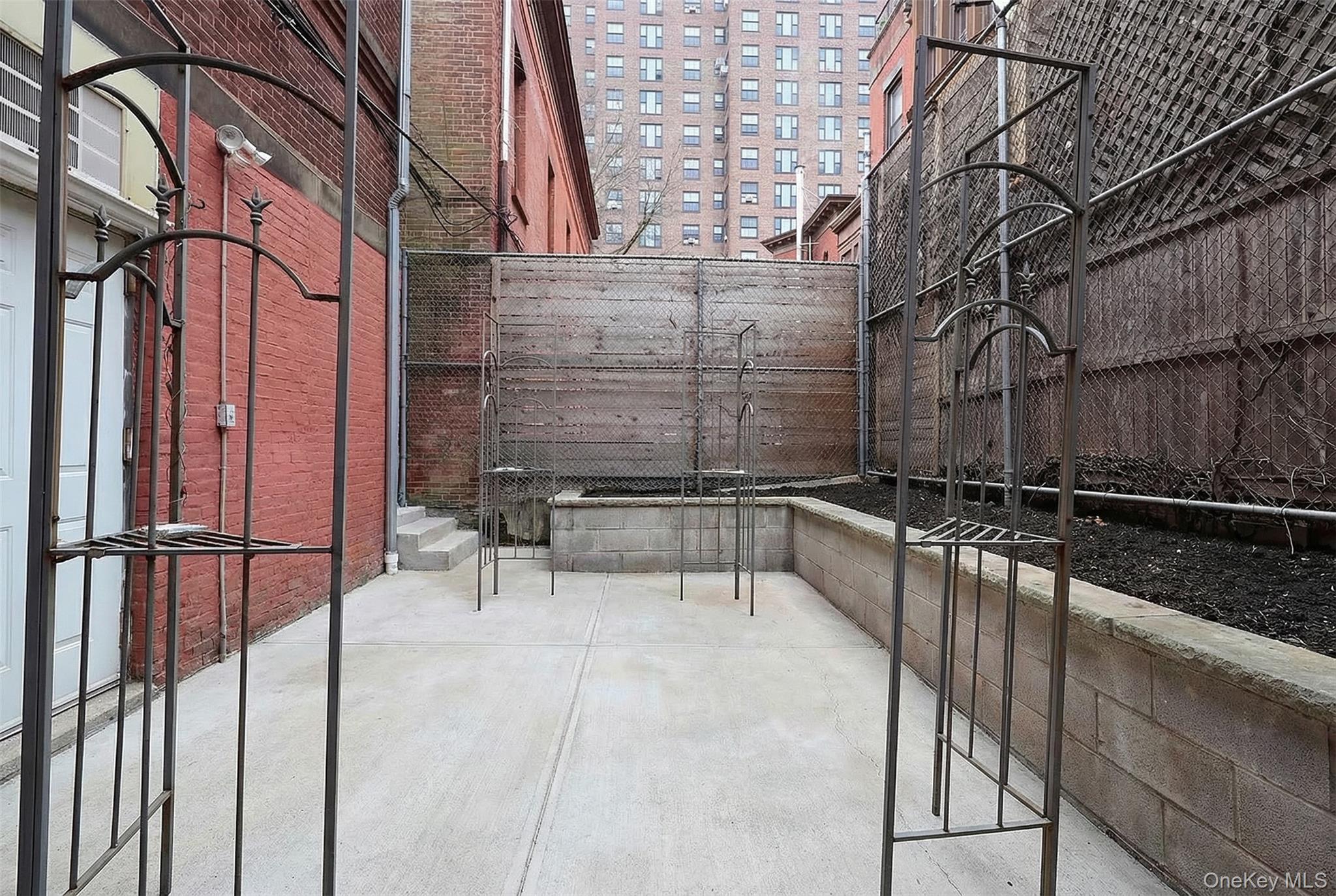 #10 photo, 304 Waverly Avenue, ব্রুকলিন Brooklyn , NY 11205