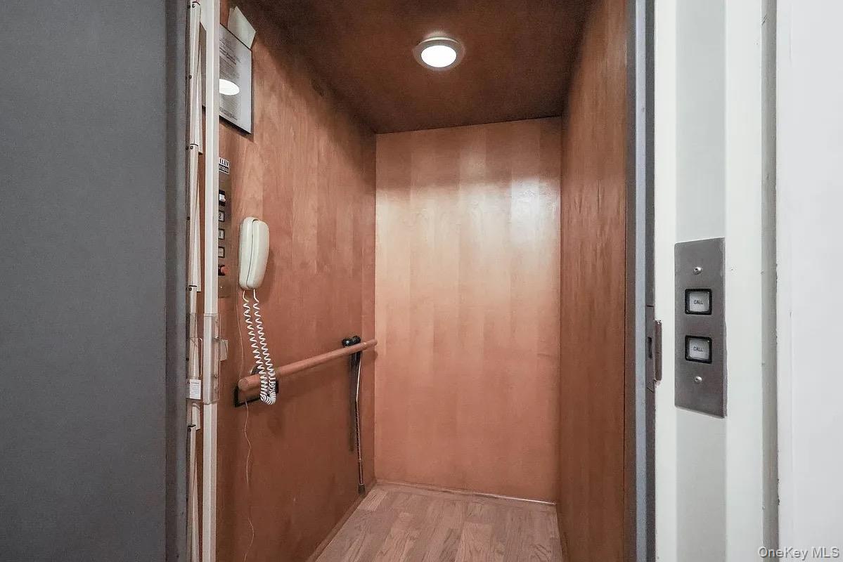 #7 photo, 304 Waverly Avenue, ব্রুকলিন Brooklyn , NY 11205