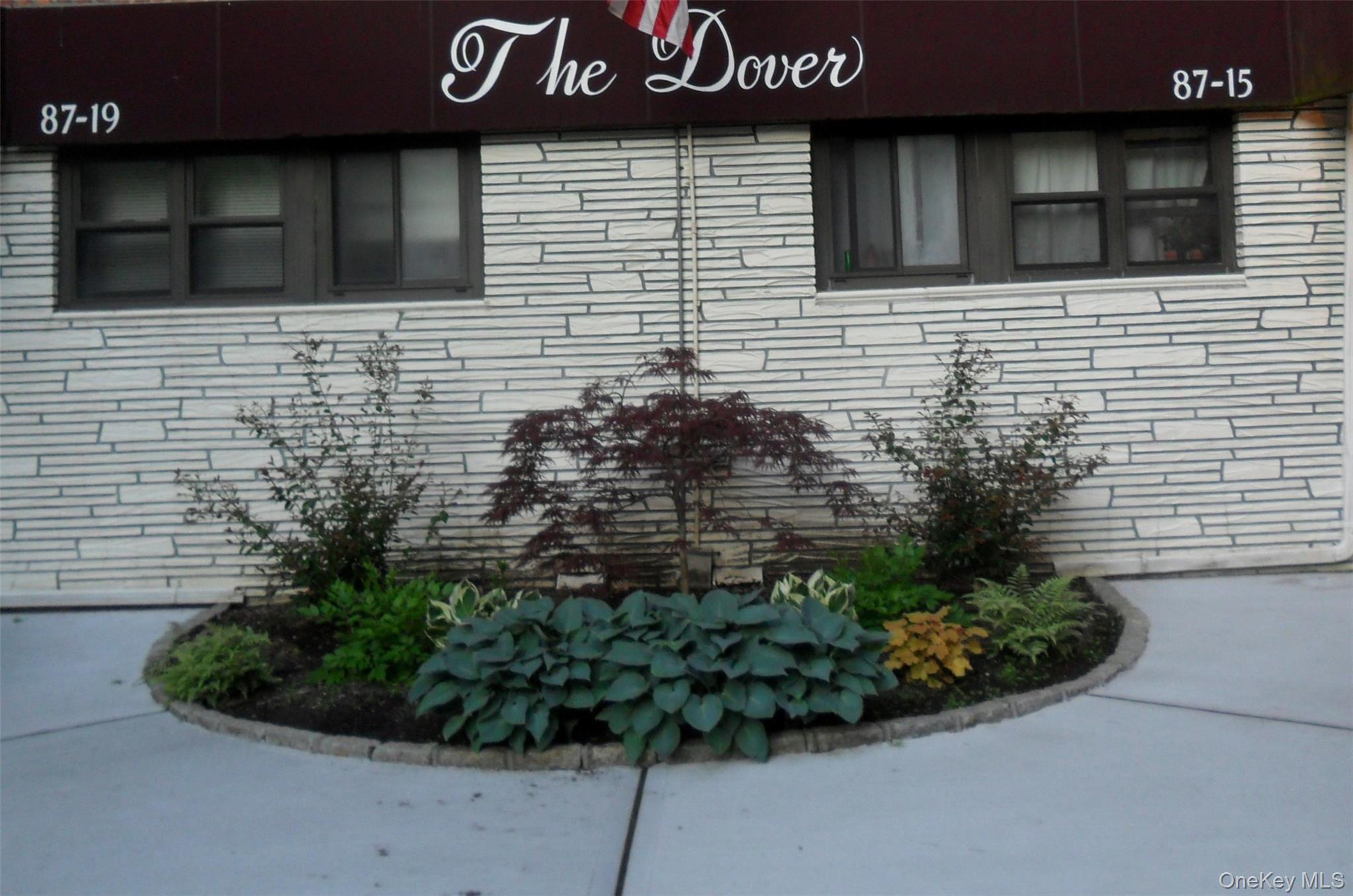 #1 photo, 87-15 204th Street, Hollis , NY 11423